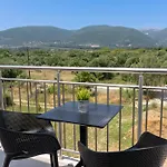 Maera Apartment